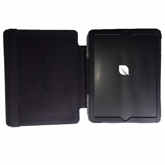 APPLE iPAD INCASE CASES (1 AVAILABLE) - Picture 3 of 8